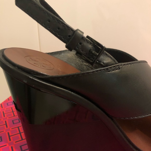 Tory Burch Black Gabrielle Wedge Sandals Shoes - Picture 6 of 8